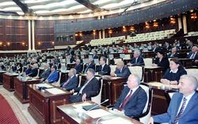 Deputatları “işdən çıxarmaq” qanunu Milli Məclisin gündəliyindən çıxarıldı