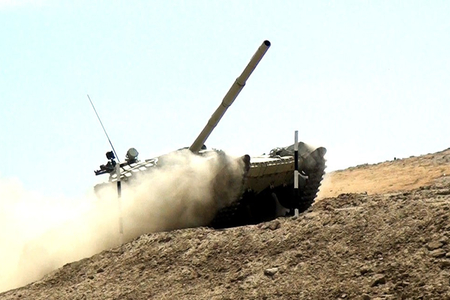 Azərbaycan ordusunun "Ən yaxşı tank bölüyü komandiri" adı uğrunda yarış keçirilir- 