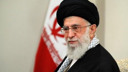 Ayətullah Xamenei: “Avropa İrana qarşı hər növ sanksiyaya qarşı çıxmalıdır”