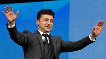 Ukrayna MSK Zelenskini prezident seçkisinin qalibi elan edib