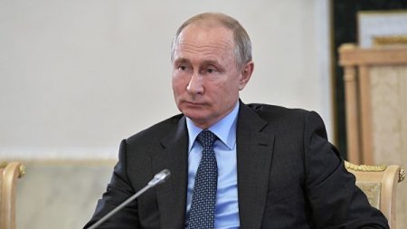 Rusiya prezidenti Xəzərin statusuna dair Konvensiyanı imzalayıb