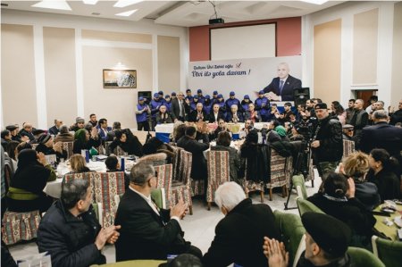 Yasamalda möhtəşəm görüş - Seçicilər Ülvi Quliyevə səs verəcəklər - Yasamalda möhtəşəm görüş - Seçicilər Ülvi Quliyevə səs verəcəklər -
