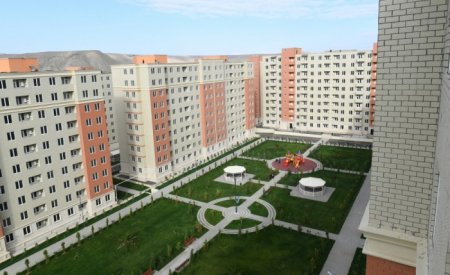 İlham Əliyev və Mehriban Əliyeva “Qobu Park-3” yaşayış kompleksinin 