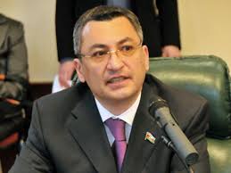Rövşən Rzayev “Qaçqınkom”un keçmiş sədrindən nə ilə fərqlənir? Rövşən Rzayev “Qaçqınkom”un keçmiş sədrindən nə ilə fərqlənir?
