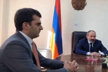 Ermənistanda nazir dronu uçmadığı üçün istefa verir