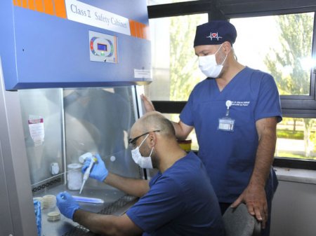 Türkiyə özü istehsal etdiyi yeni koronavirus peyvəndinin ilk sınaqlarına başlayır