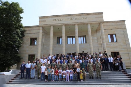 Tərtərdə şəhid ailələrinə və Vətən müharibəsi iştirakçılarına orden və medallar təqdim olunub