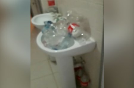 Tovuz rayon Mərkəzi Xəstəxanasında hökm sürən özbaşınalıq - Tovuz rayon Mərkəzi Xəstəxanasında hökm sürən özbaşınalıq -