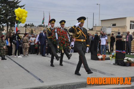 Qaradağda şəhid doğum günündə ehtiramla yad edildi 