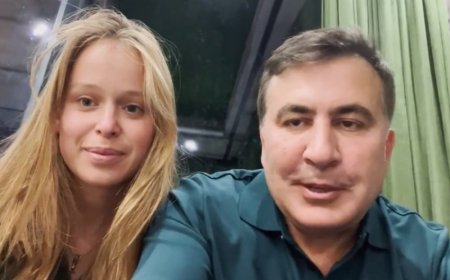Saakaşvilinin həyat yoldaşı Gürcüstana gedib