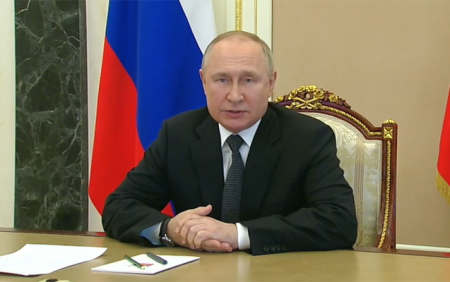 Putin Təhlükəsizlik Şurasının iclasını keçirdi - 