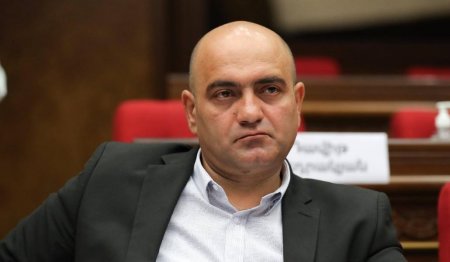 Ermənistanda deputat saxlanıldı