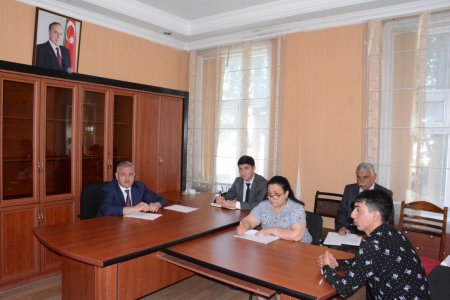 İcra başçısı vətəndaşları qəbul edib