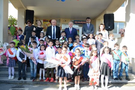 İcra başçısı məzunları təbrik etdi İcra başçısı məzunları təbrik etdi