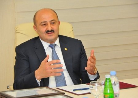 Deputat olmaq istəyən məmurlar -  