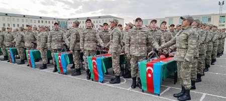 Xarici ölkə vətəndaşlığını qəbul edənlər əsgərliyə çağırılır? 