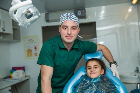 “Azercell”in Mobil Diş Klinikası pulsuz yardımı davam etdirir