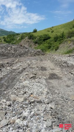 Bakı-Şamaxı yolunda sürüşmə aktivləşib, İsmayıllıda yeni sürüşmə sahələri yaranıb