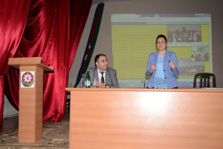 “İŞGÜZAR QADINLAR ÜÇÜN “DAYAQ” MENTORLUQ PROQRAMI”