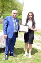 Əhəd Abıyev Alunitdağ qəsəbəsində sakinlərlə görüşüb - Əhəd Abıyev Alunitdağ qəsəbəsində sakinlərlə görüşüb -