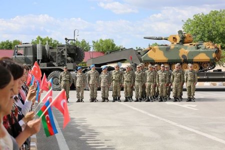 Türkiyəli hərbçilər Naxçıvana gəlib - 