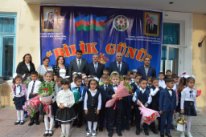 Tərtər məktəblərində “Bilik-günü” qeyd olundu - Tərtər məktəblərində “Bilik-günü” qeyd olundu -