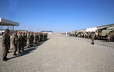 Nazirlik: Silah və hərbi texnika qış mövsümündə istismar rejiminə keçirilir