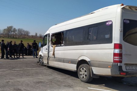 Bakı-Qazax yolunda iki avtobus toqquşub, 10-a yaxn sərnişin xəsarət alıb