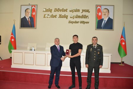 Tərtərdə Vətən müharibəsi iştirakçılarına medallar təqdim olunub