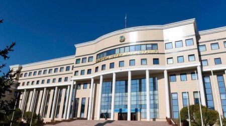 Qazaxıstanlı diplomatlar Kiyevdən təxliyə edildi
