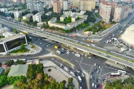 Bakının ən işlək prospektinin bir hissəsində hərəkət məhdudlaşdırılır