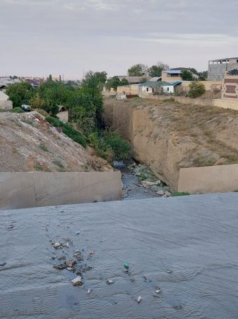 "Gəncənin baş memarı evimi dağıtdı, sərəncamı ləğv etdirdi" - 