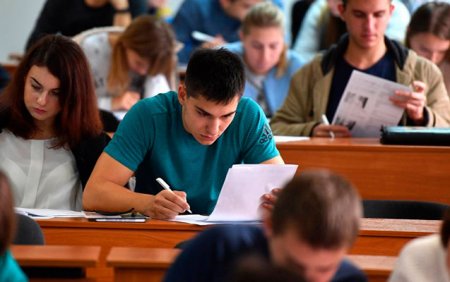 Universitetlər Bakıdan köçürüləcək?