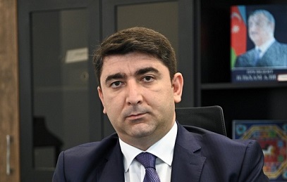 Araz Paşayev Rüfət Mahmudu çıxılmaz duruma salıb - 