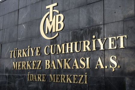 Türkiyə bankları bir gündə 8-9 mlrd. dollar satıb