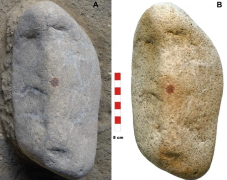 Bir qayanın üzərində tapılan neandertal barmaq izi alimləri çaşdırdı