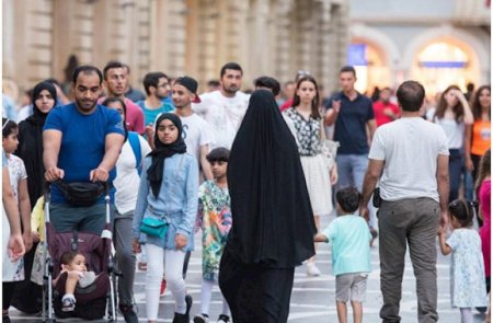 İran və Hindistandan olan turistlər Azərbaycandan "üz döndərib" –