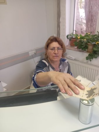Bura bazardır ya dövlətin poliklinikası? Bura bazardır ya dövlətin poliklinikası?