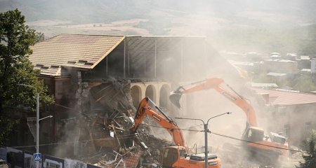   Xankəndidə qondarma rejimin “XİN binası” sökülür – 