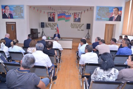 Süleyman Mikayılovun Ələt qəsəbəsində səyyar qəbulu keçirib 