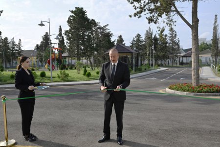 Prezident Bakıda açılışda -